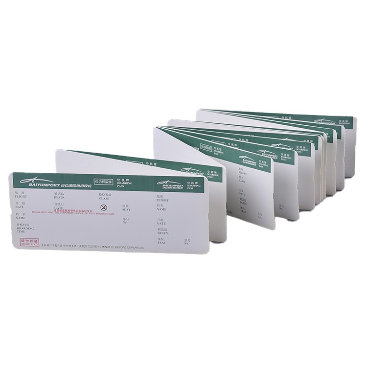 การดำเนินการลดพลาสติกในอุตสาหกรรมการบิน: บัตรขึ้นเครื่องกระดาษและแท็กสัมภาระที่ย่อยสลายได้